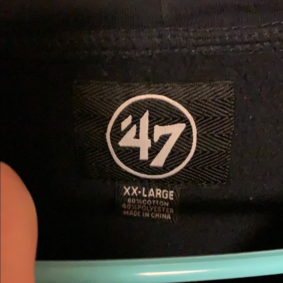 Red Sox sweatshirt - Picture 3 of 3